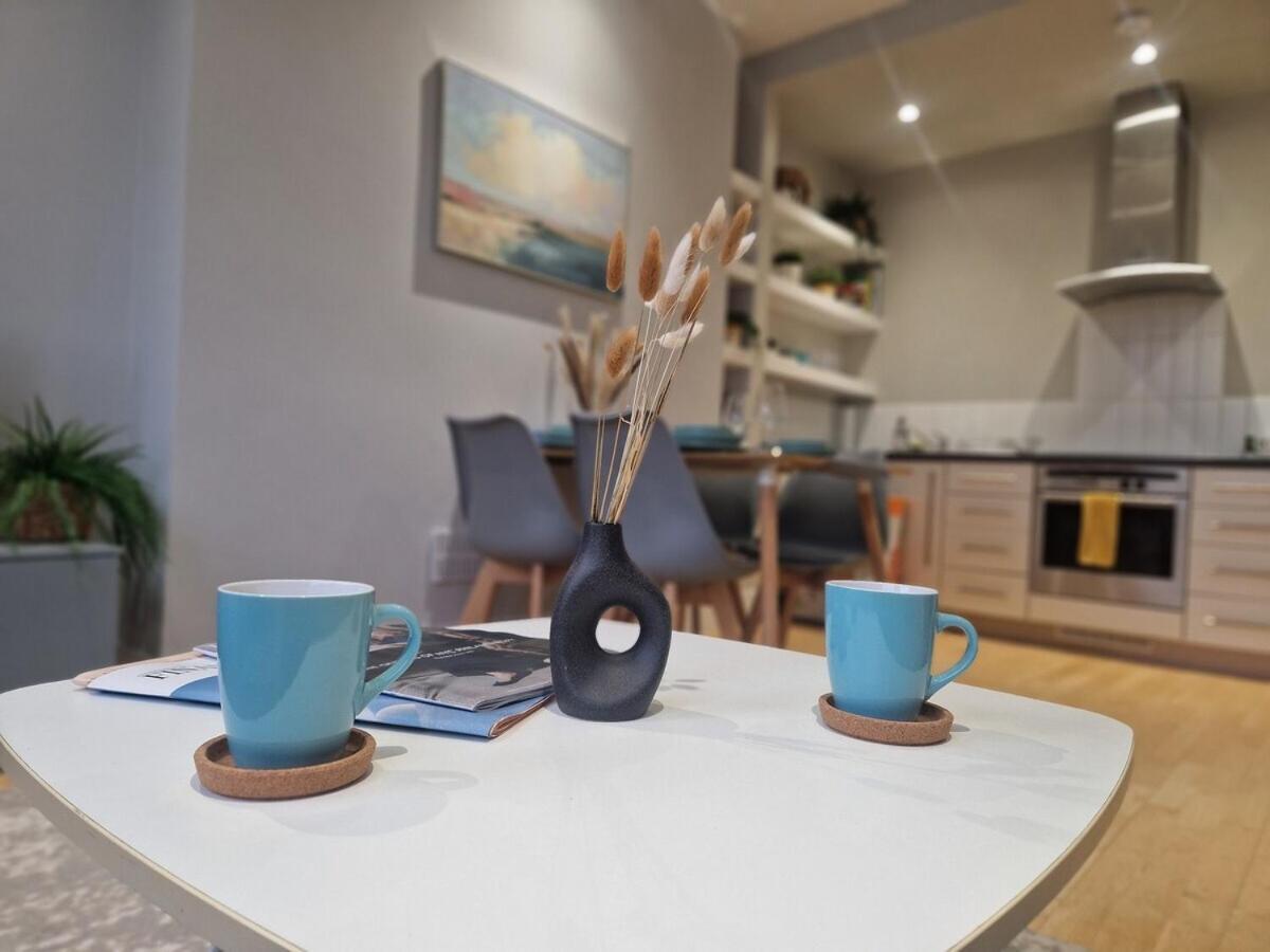 1-Bed Apartment, Close To Kensington Olympia With Free Wi-Fi & Netflix London Luaran gambar