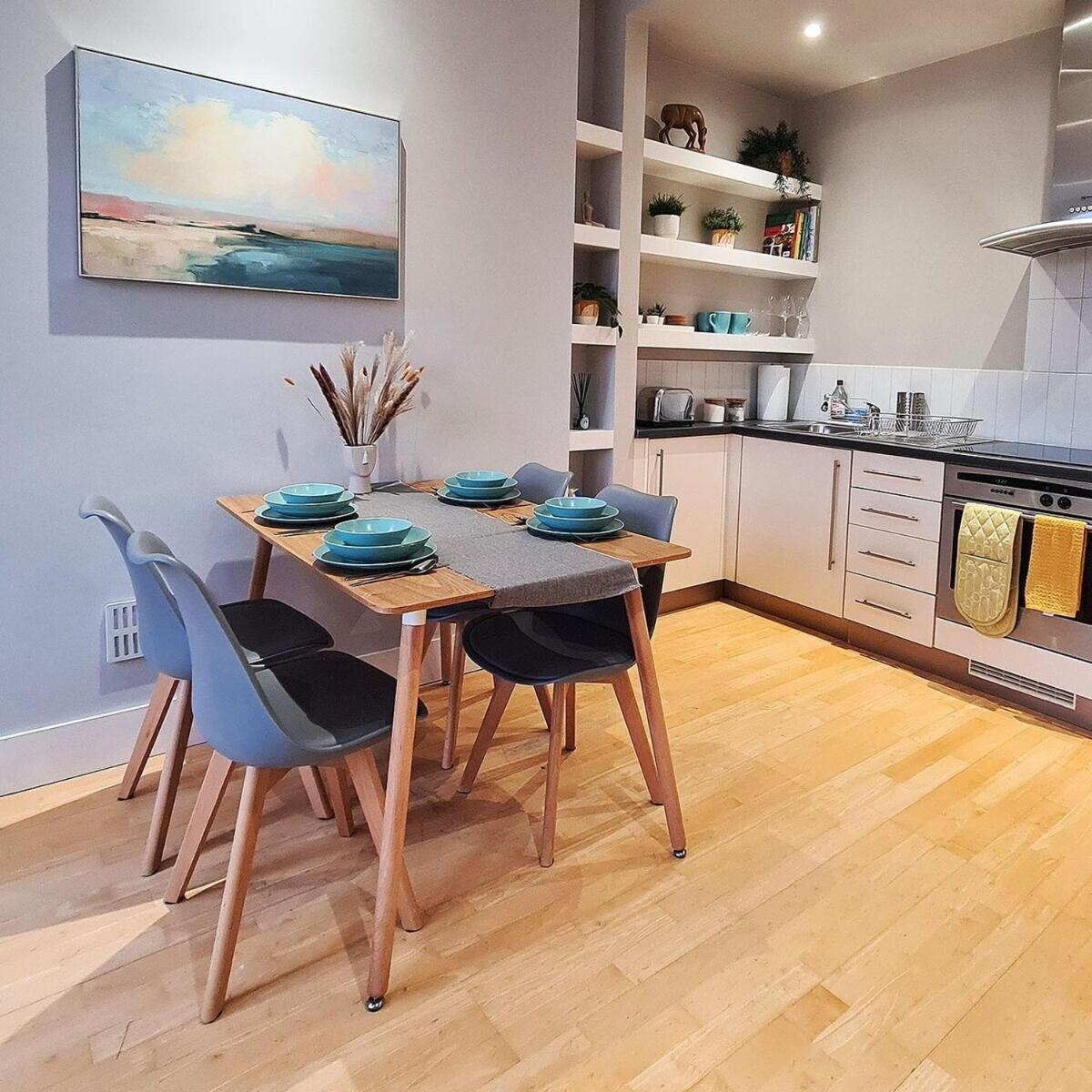 1-Bed Apartment, Close To Kensington Olympia With Free Wi-Fi & Netflix London Luaran gambar