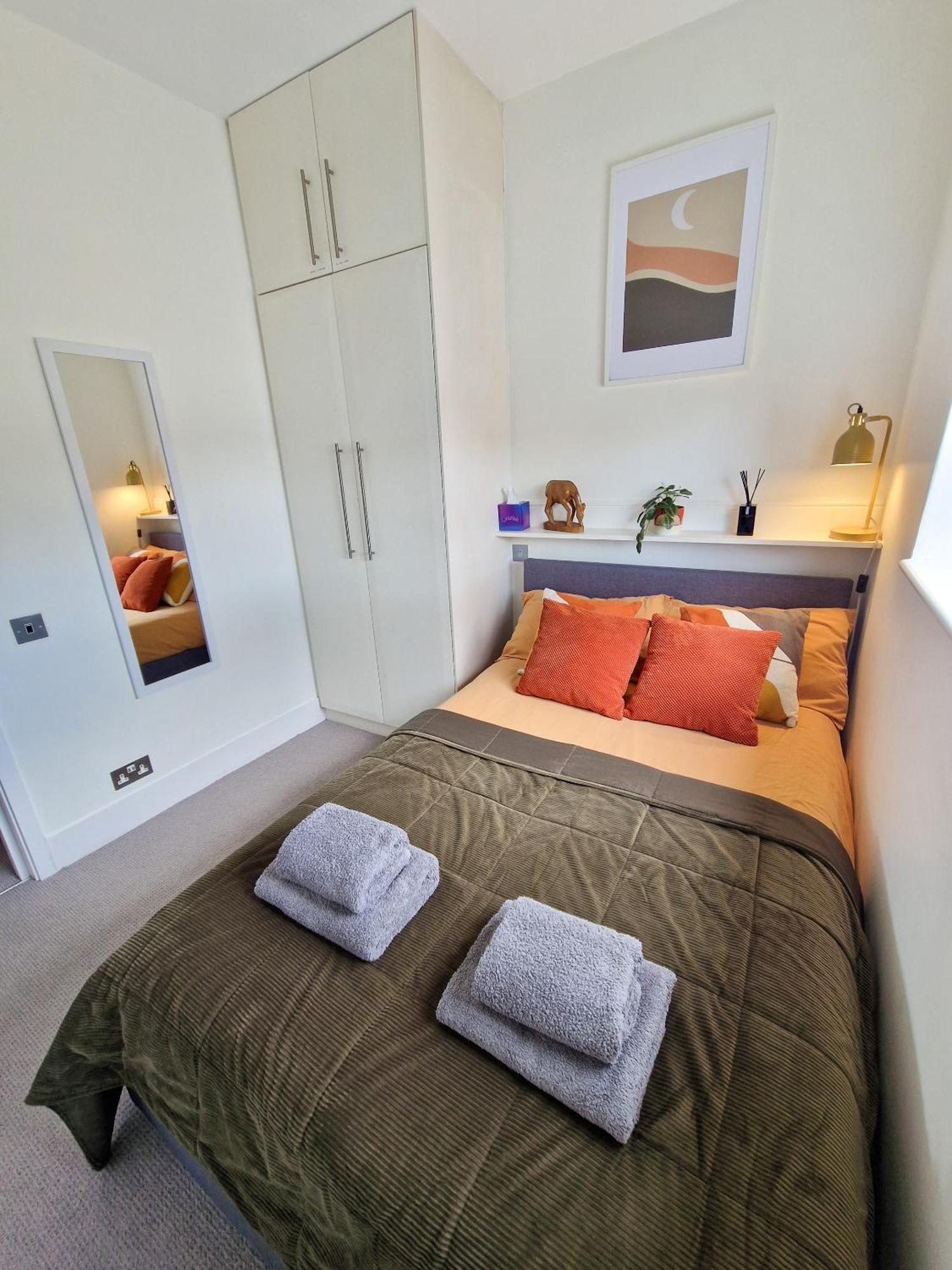 1-Bed Apartment, Close To Kensington Olympia With Free Wi-Fi & Netflix London Luaran gambar