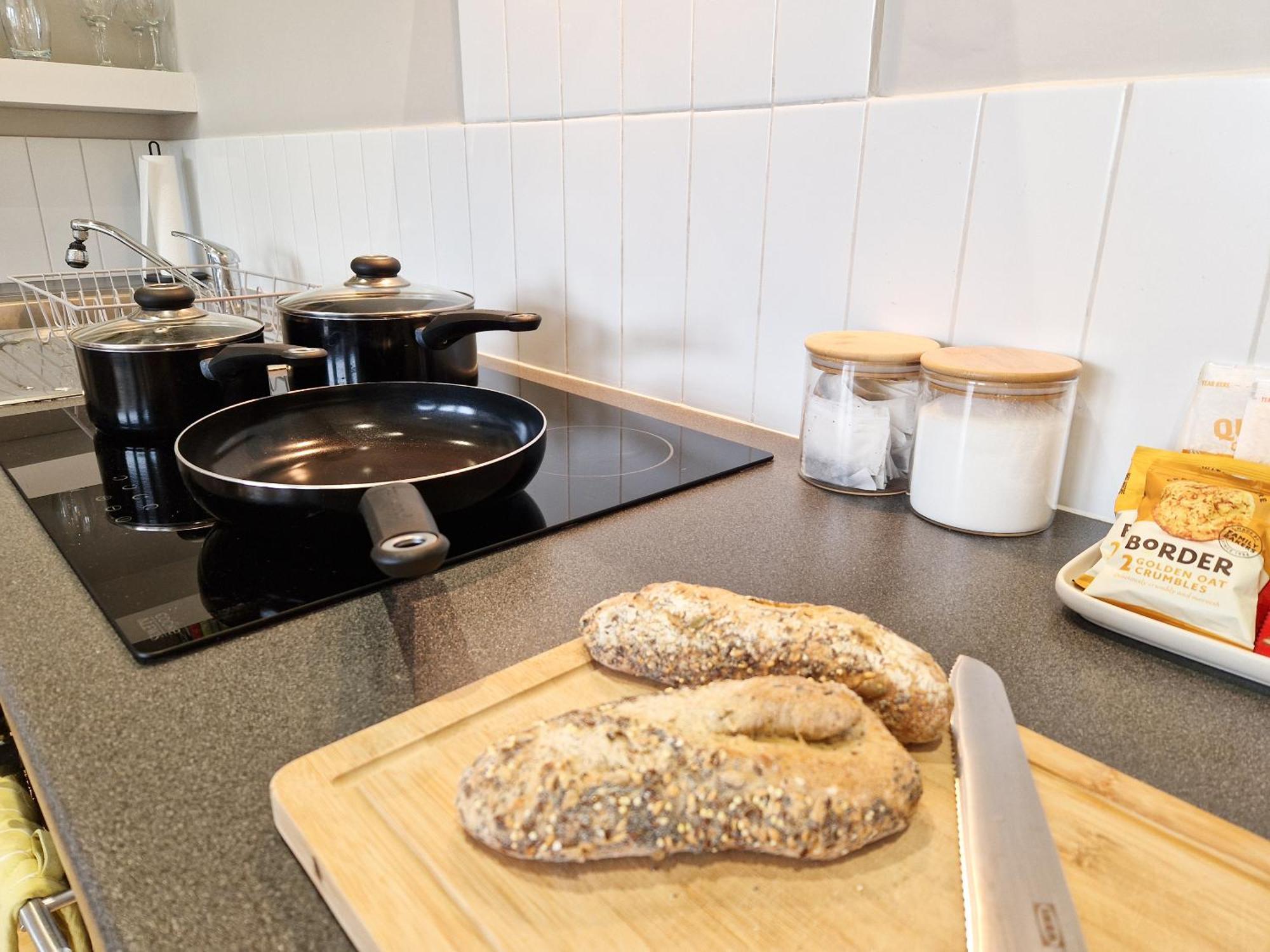 1-Bed Apartment, Close To Kensington Olympia With Free Wi-Fi & Netflix London Luaran gambar