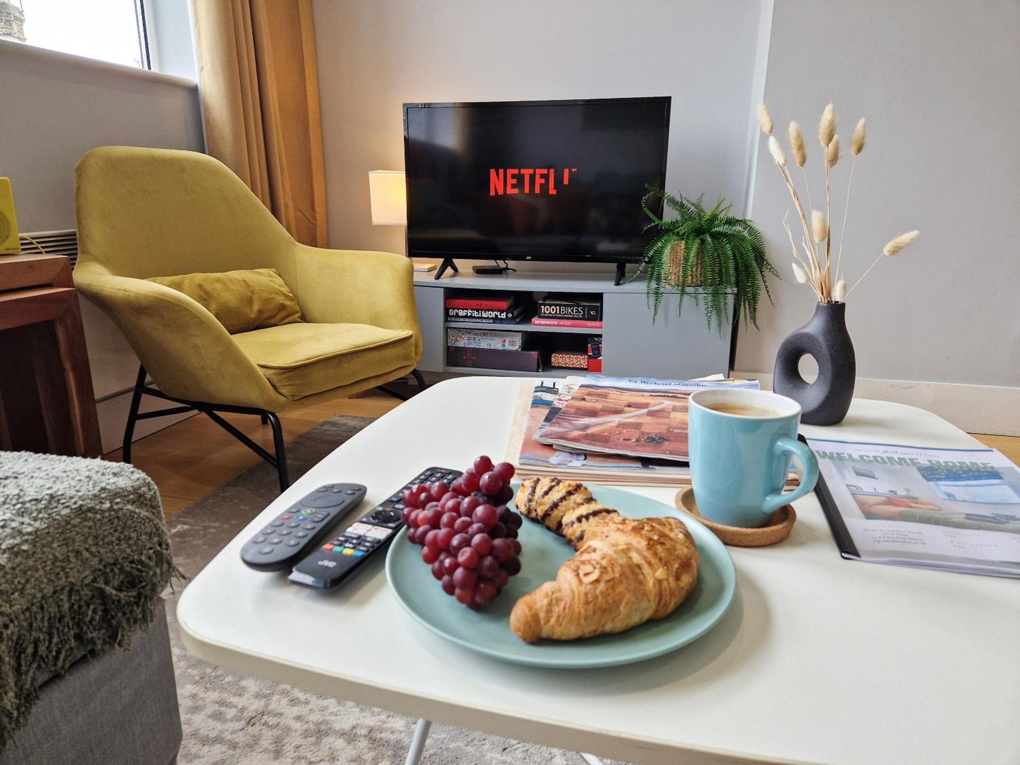 1-Bed Apartment, Close To Kensington Olympia With Free Wi-Fi & Netflix London Luaran gambar